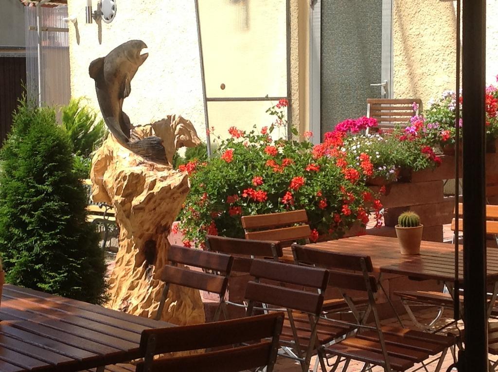Gasthaus Forelle Thale Bagian luar foto